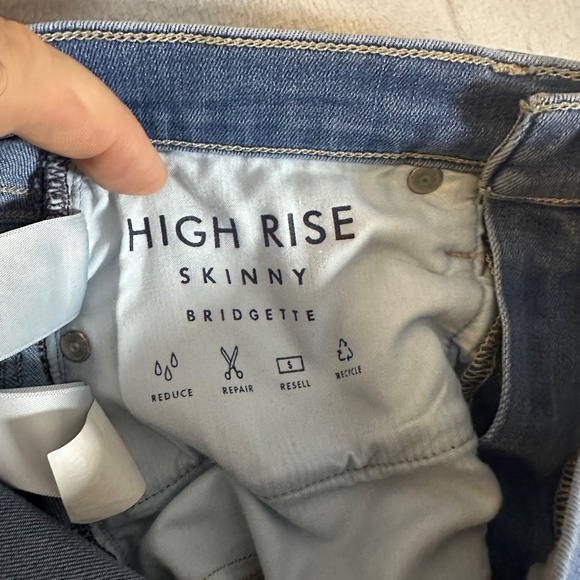 Lucky Brand High Rise Skinny Bridgette jean, size 2/26A. Style #7W15235 - Picture 3 of 7